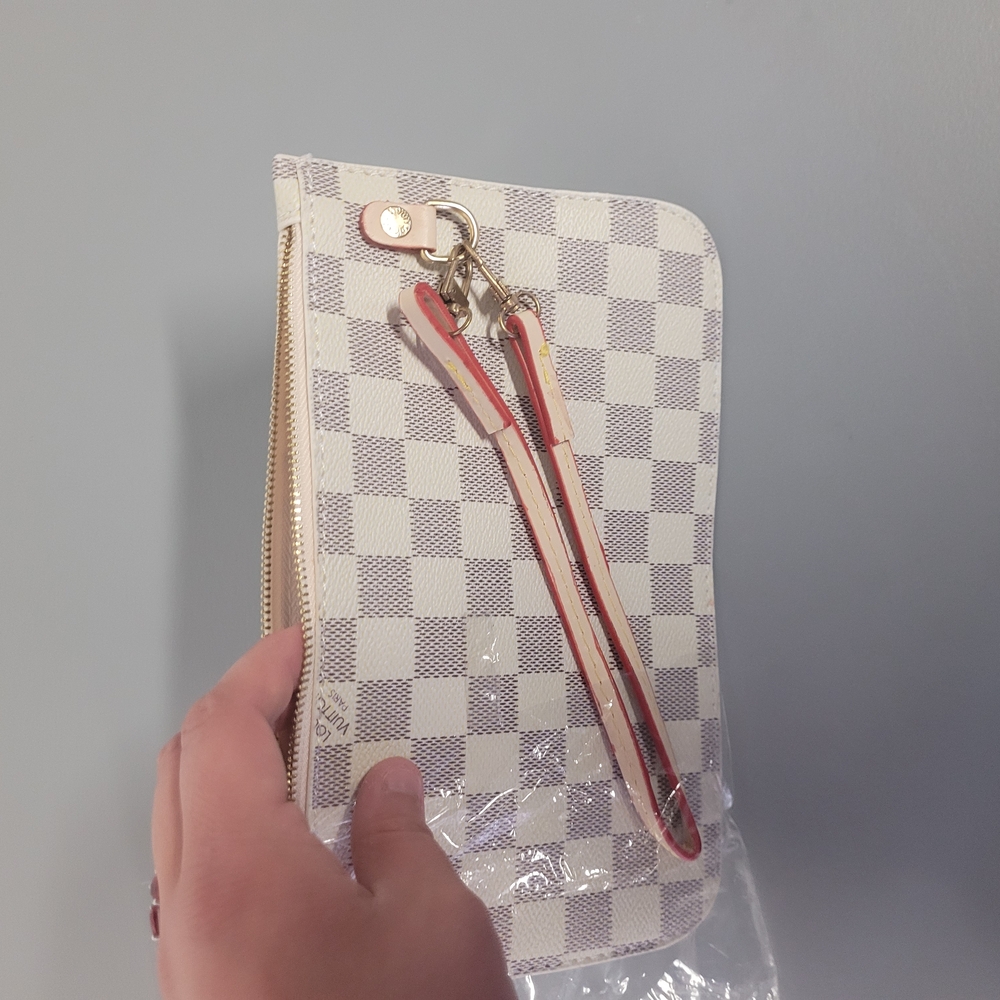 Womens Wristlit Lv Remake